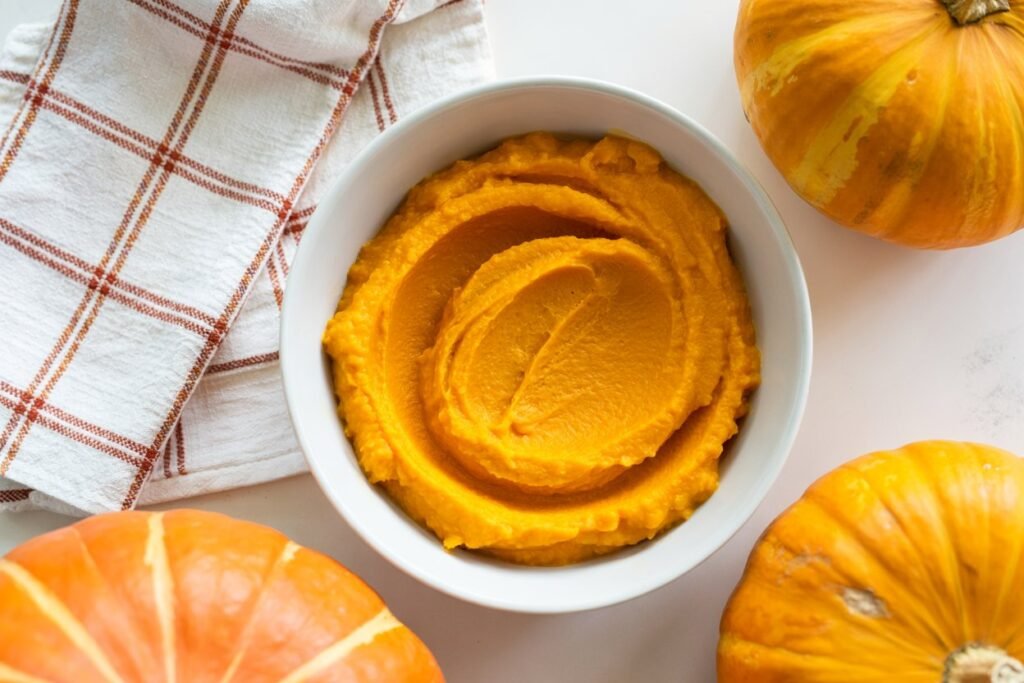 How to Make Pumpkin Purée from Scratch – Easy, Fresh & Freezer-Friendly
