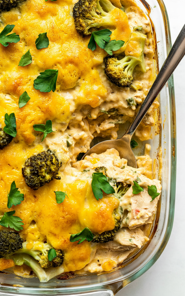 Cheesy Chicken and Broccoli Rice Casserole – Comfort Food at Its Best
