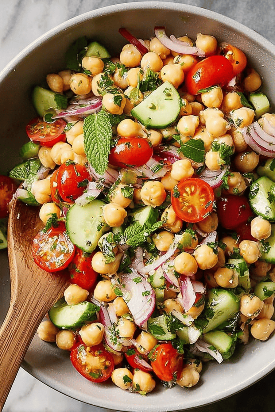Zesty Mediterranean Chickpea Salad with Herbs