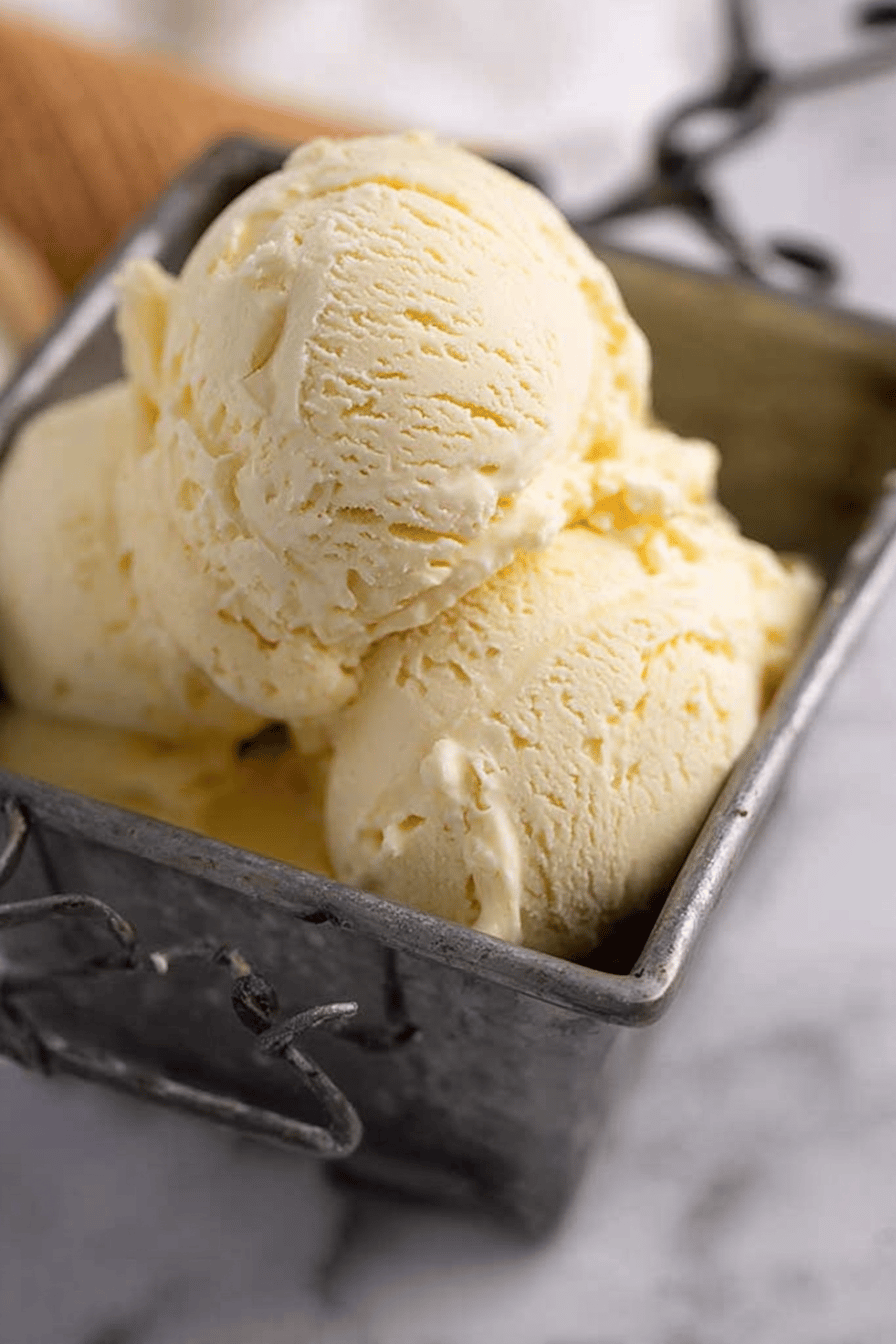 Creamy Vanilla Bean Custard Ice Cream