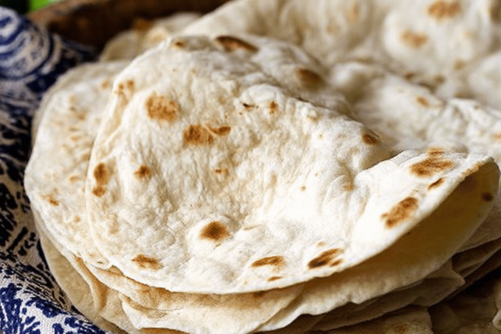 Easy Homemade Flour Tortillas – Lion’s Bread