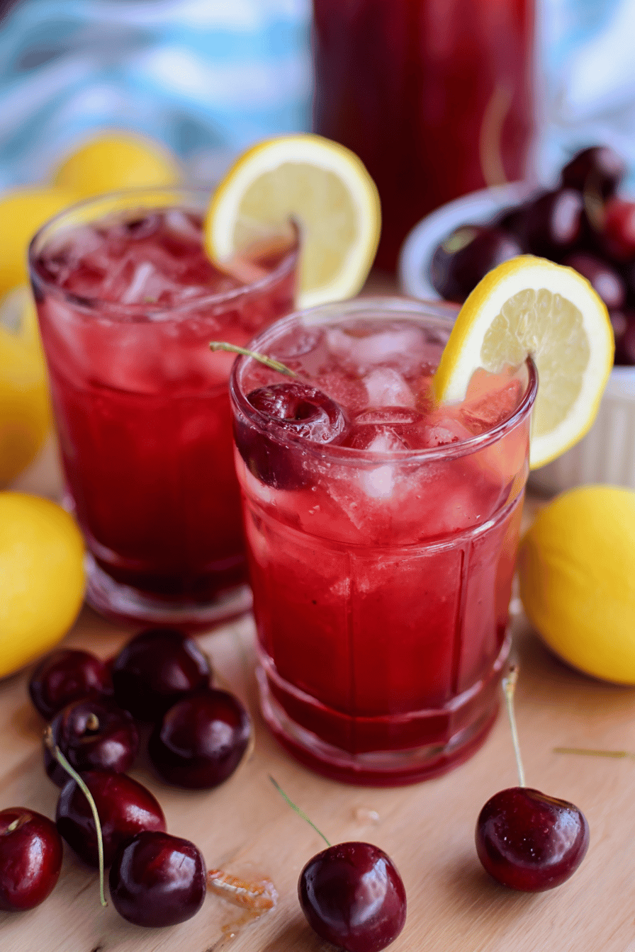 Cherry Lemonade: Sweet & Tart Delight