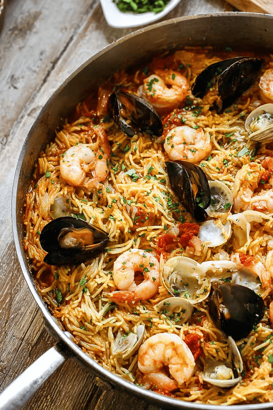 Golden Noodle Fideuà : A Spanish One-Pan Delight