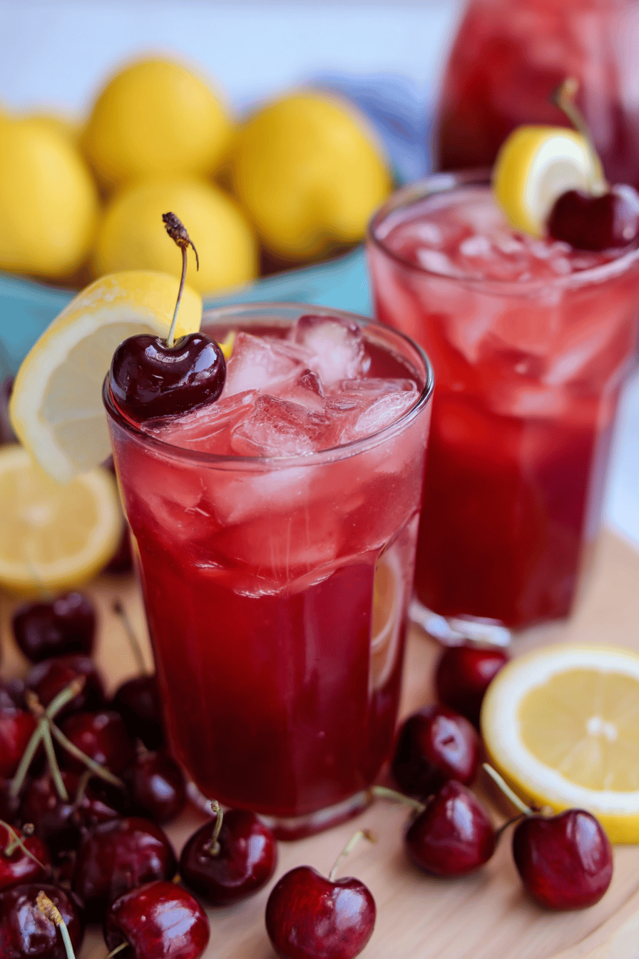 Cherry Lemonade: Sweet & Tart Delight