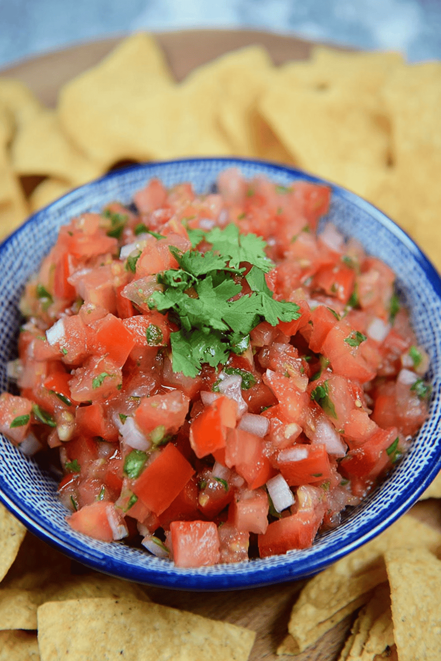 Fresh Tomato Salsa for Tortilla Chips