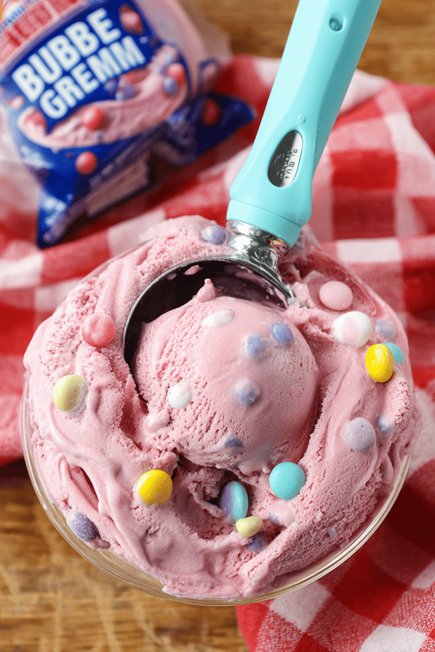 Retro Bubble Gum Ice Cream Bursting with Flavor