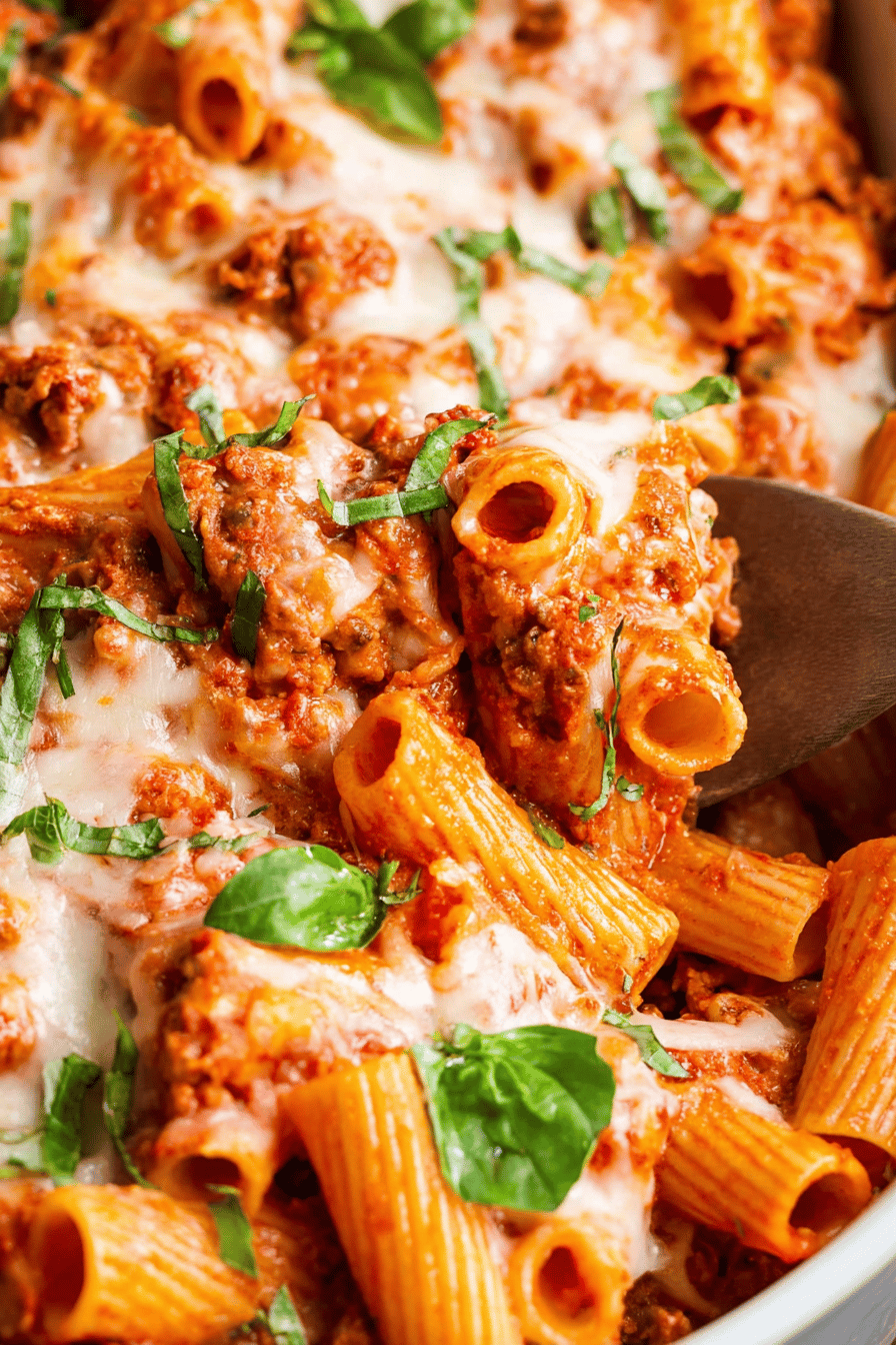 Cheesy Baked Rigatoni with Meat Sauce