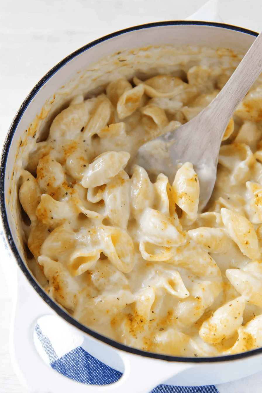 Creamy Stovetop Panera White Cheddar Mac and Cheese