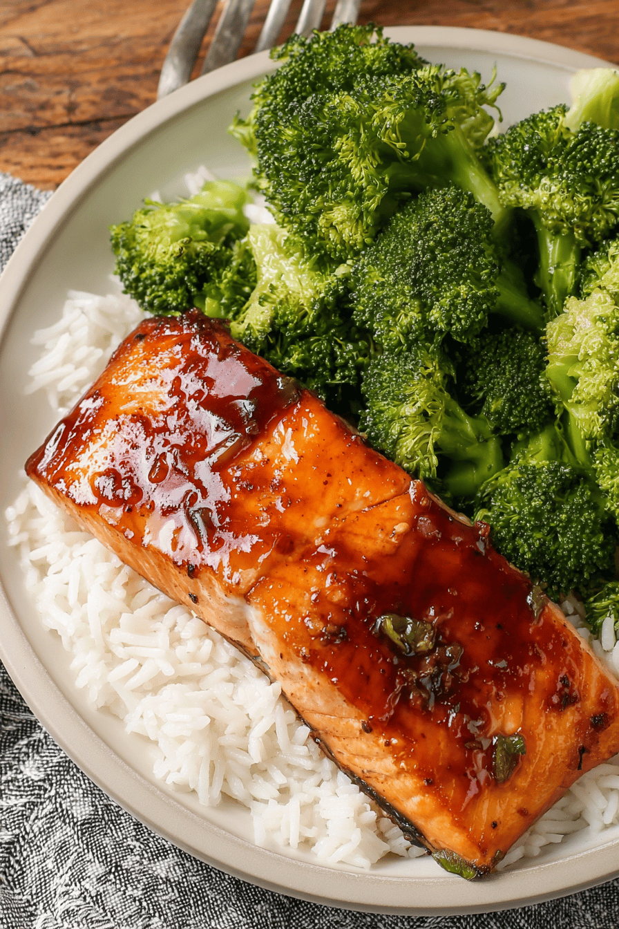 Glazed Salmon and Broccoli with Spicy Sweet Sauce
