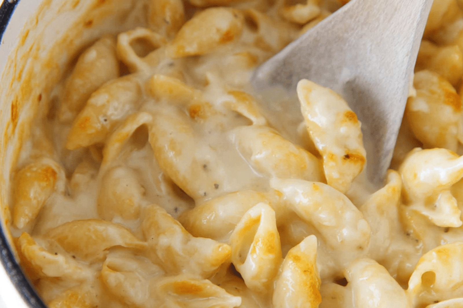 Creamy Stovetop Panera White Cheddar Mac and Cheese