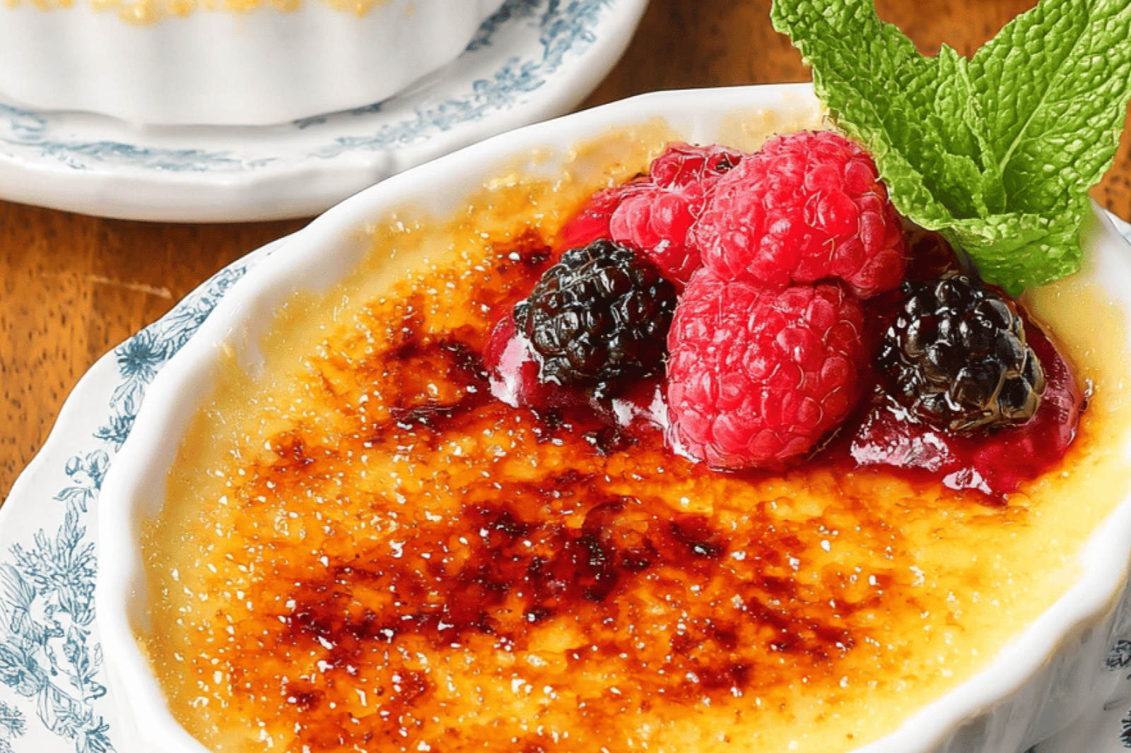 Easy Homemade Creme Brûlée Recipe