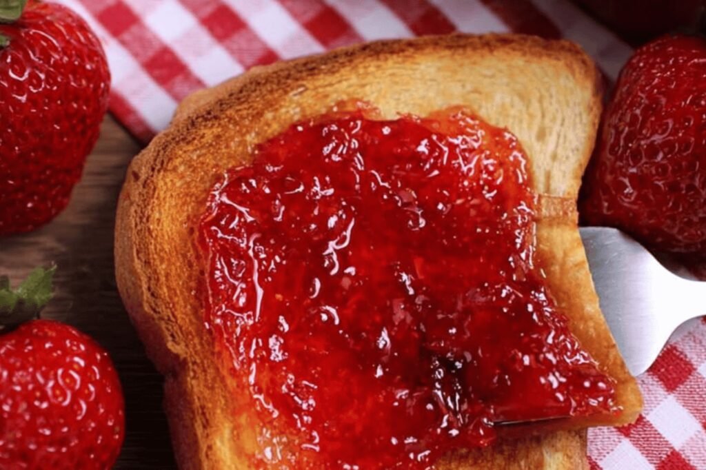 Easy Thick Homemade Strawberry Jam Without Pectin