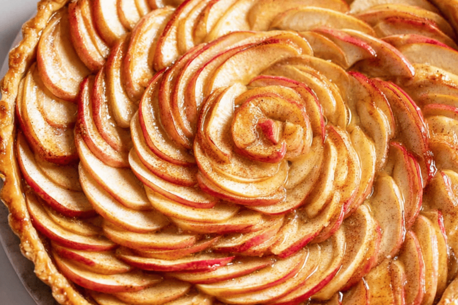 French Apple Tart with Cinnamon Vanilla Glaze