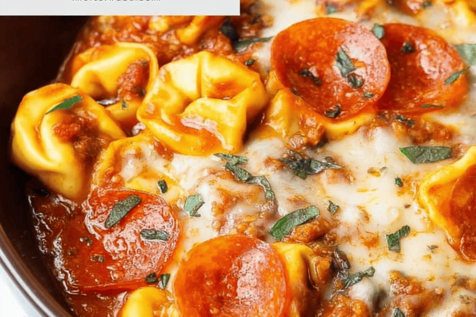 Instant Pot Cheesy Pepperoni Pizza Tortellini Bake