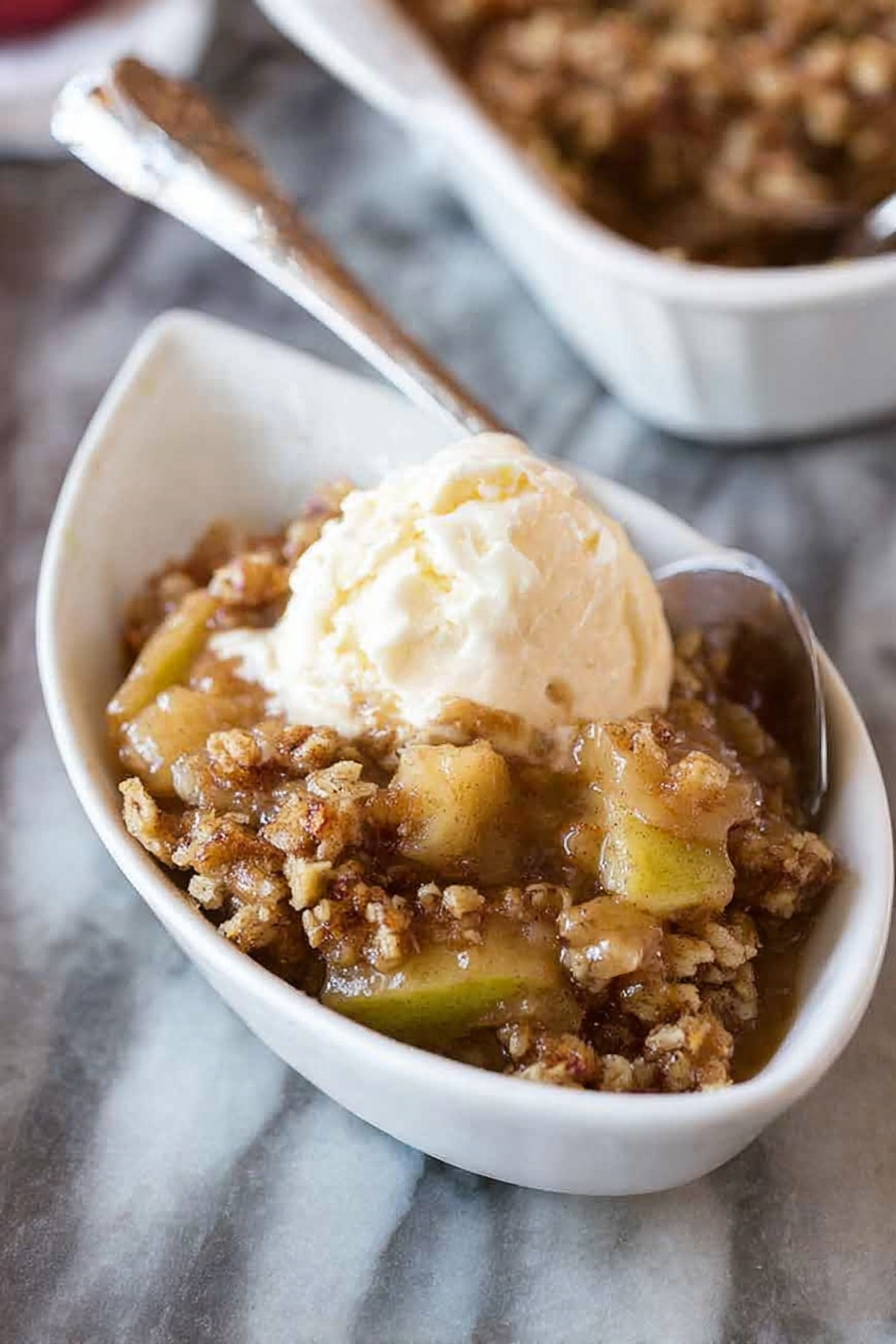 Easy Instant Pot Apple Crisp from Scratch