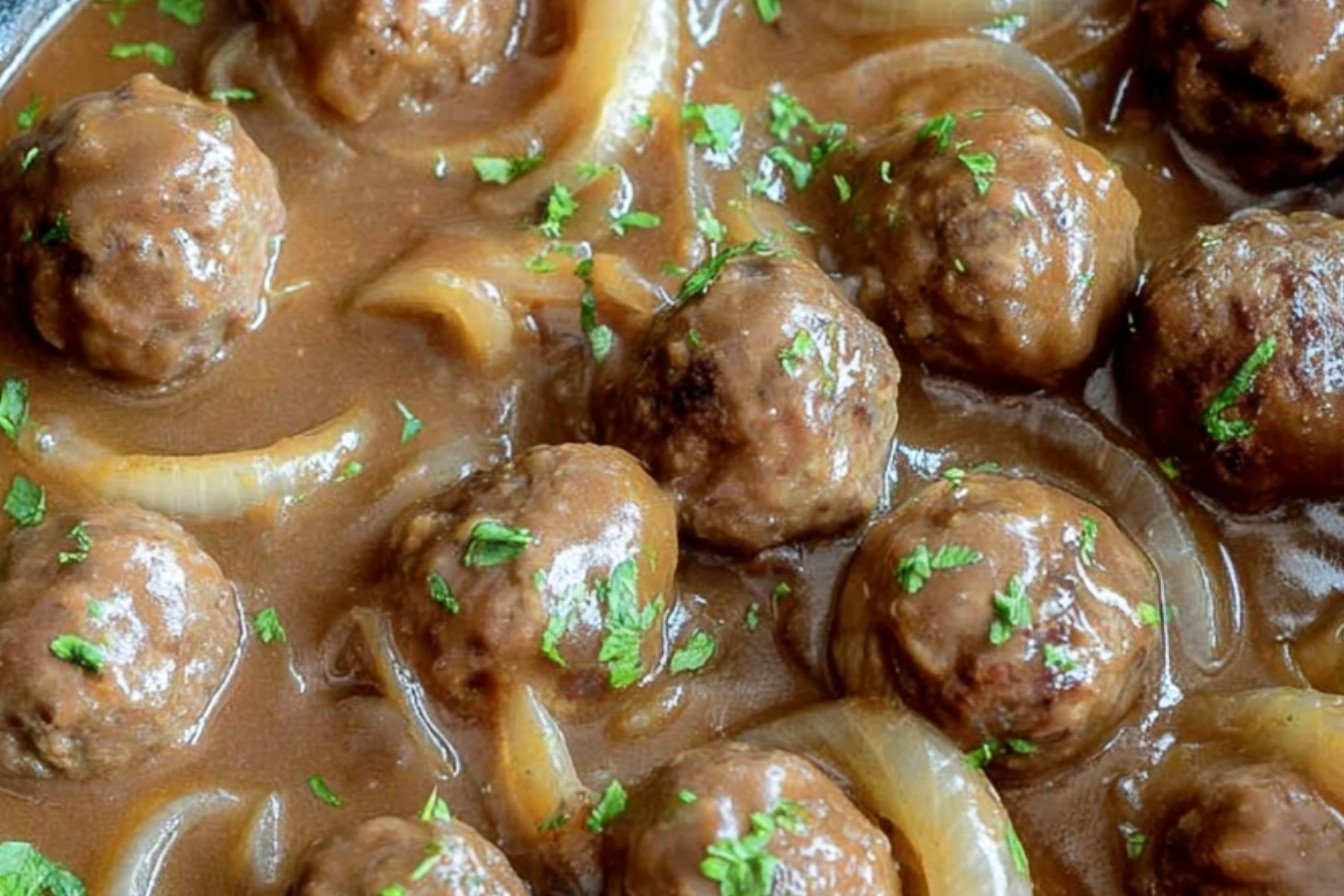 WonkyWonderful Meatballs Onion Gravy Recipe